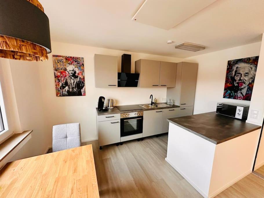 Rheinnest , Neue Und Gemuetliche Wohnung Dormagen Exterior foto